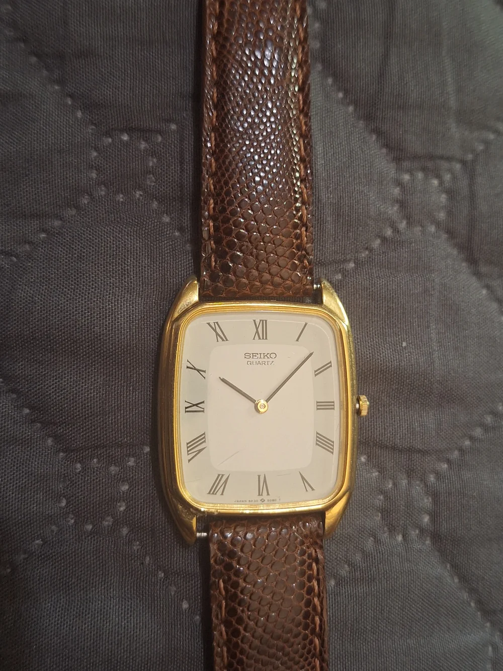1986 Seiko 5P30 Quartz Watch-Roman Numeral Dial, New Battery, Lizard Grain Band
